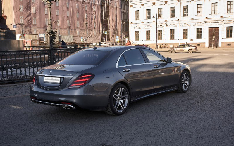 Mercedes-Benz S560 4Matic AMG